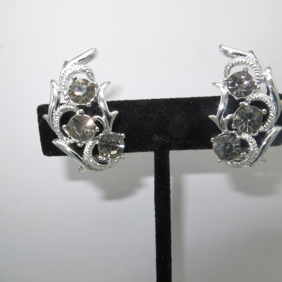 Vintage Sarah Coventry Necklace and Earring Set - Picture 2 of 8